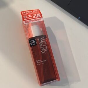 Korean Rose Fragrance Hair Serum - Mise en Scene- rose perfume